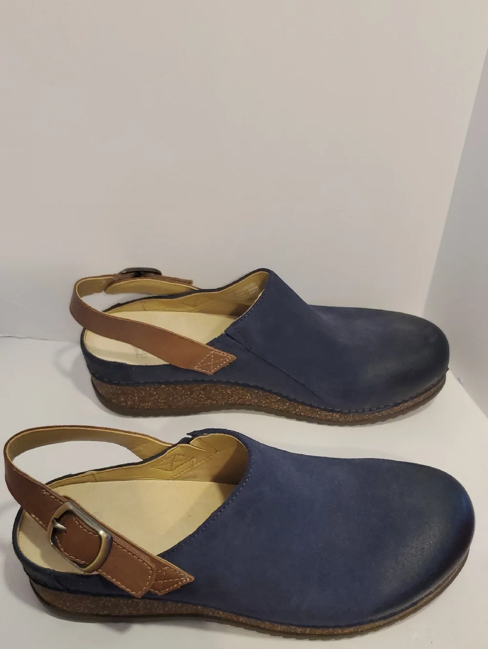 DANSKO Merrin Slingback Clogs In Blue Burnished Suede Size 10 NWOT'S - Picture 3 of 12